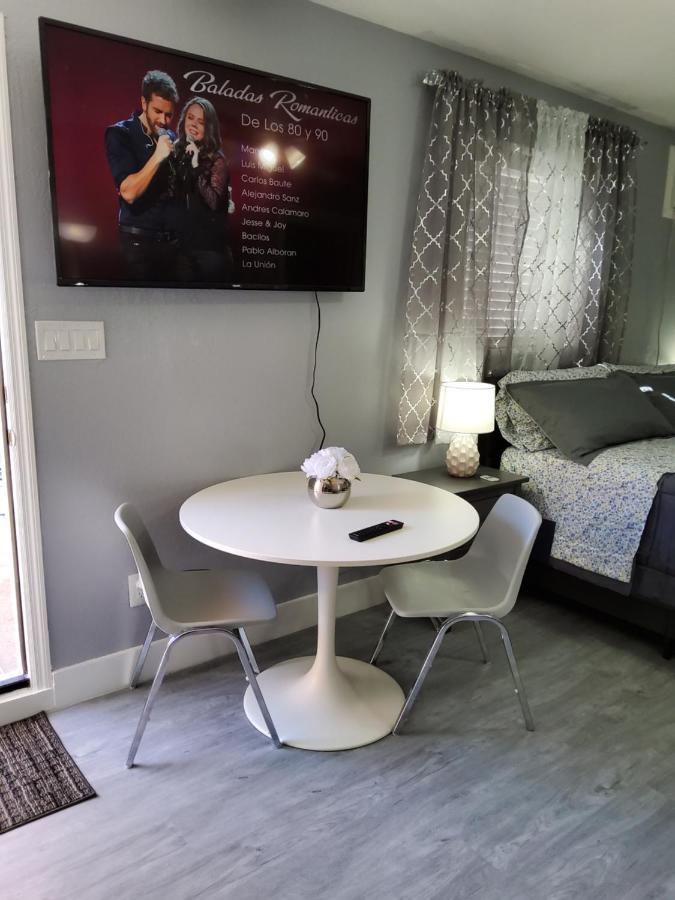 Habitacion Privada Cerca De Todo Тампа Экстерьер фото