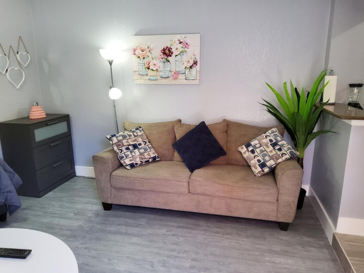 Habitacion Privada Cerca De Todo Тампа Экстерьер фото